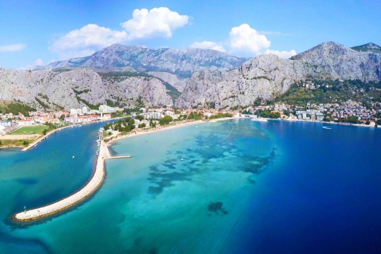 Apartments & Restaurant Galeb Marusici  المظهر الخارجي الصورة