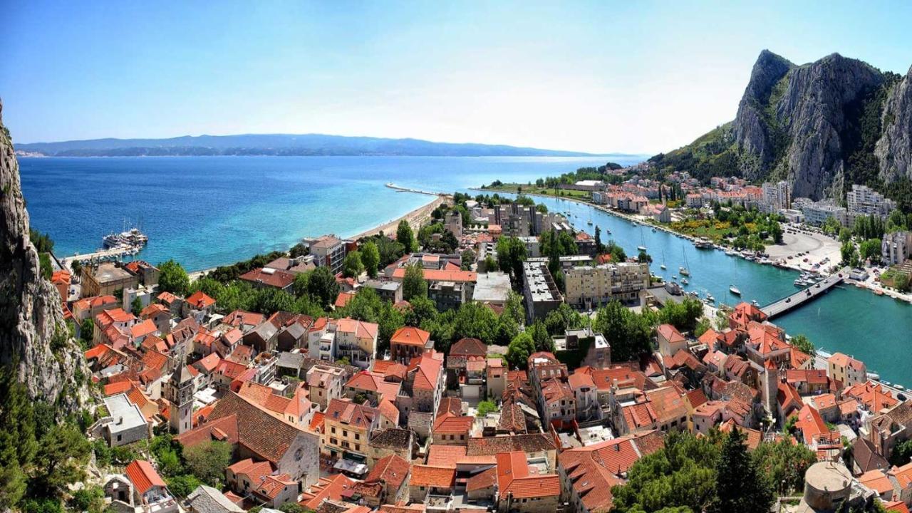 Apartments & Restaurant Galeb Marusici  المظهر الخارجي الصورة
