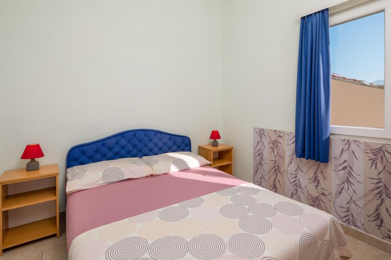 Apartments & Restaurant Galeb Marusici  المظهر الخارجي الصورة